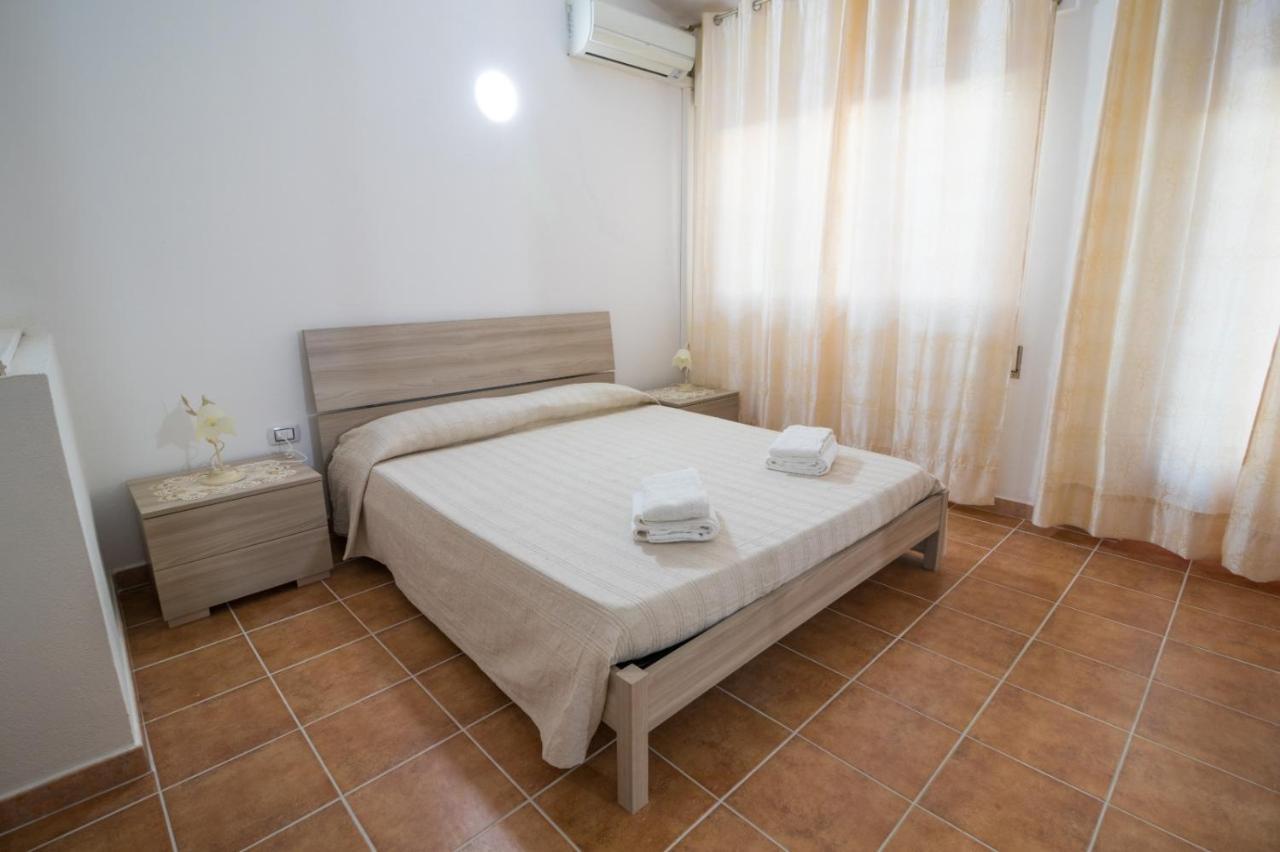 Casa Wendy Apartment Sant'Antioco Bagian luar foto